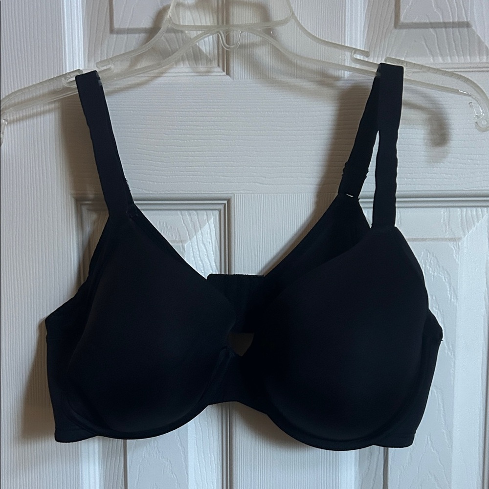 Vanity Fair Elegant Black Bra